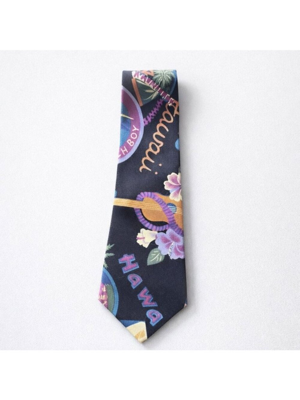 Vintage Hilo Hattie “Island Postcard” Hawaiian Necktie – Made‎ in Hawaii floral